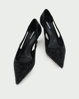 Lola Cruz Pumps
