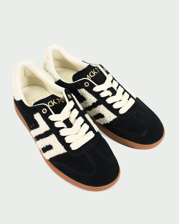 Back 70 Sneaker