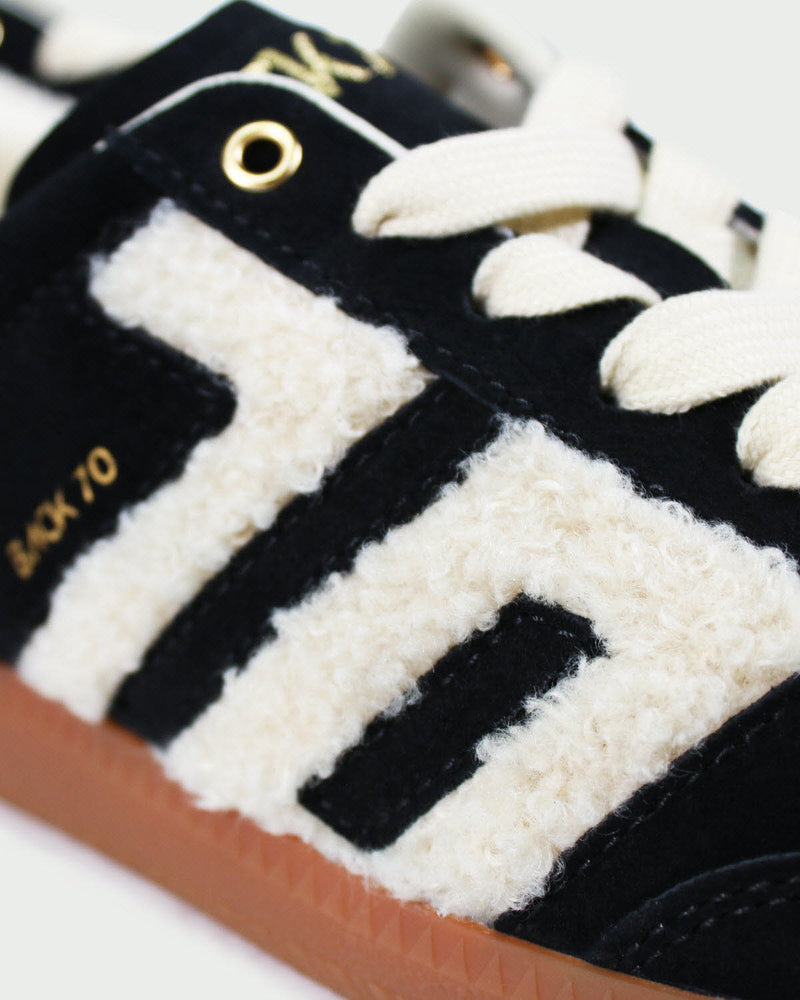 Back 70 Sneaker