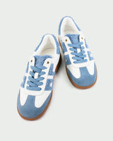 Back 70 Sneaker