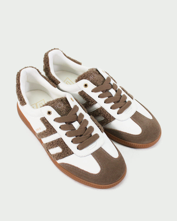 Back 70 Sneaker