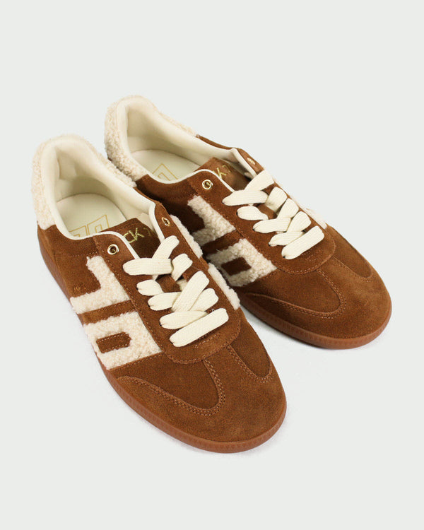 Back 70 Sneaker