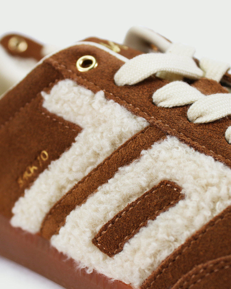 Back 70 Sneaker