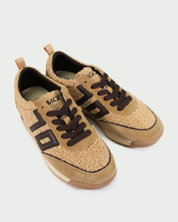 Back 70 Sneaker