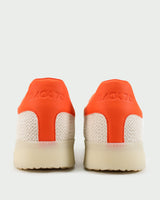 Back 70 Sneaker