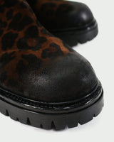 Elena Iachi Stiefeletten